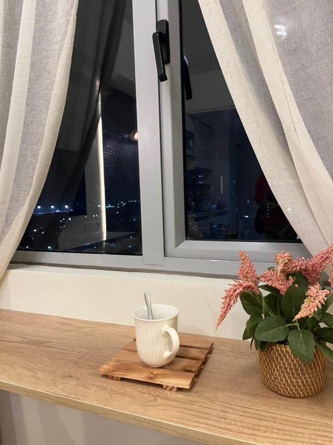 Aesthetic Functional Minimalist Space Sunvida Tower Sv1716 Cebu Bagian luar foto