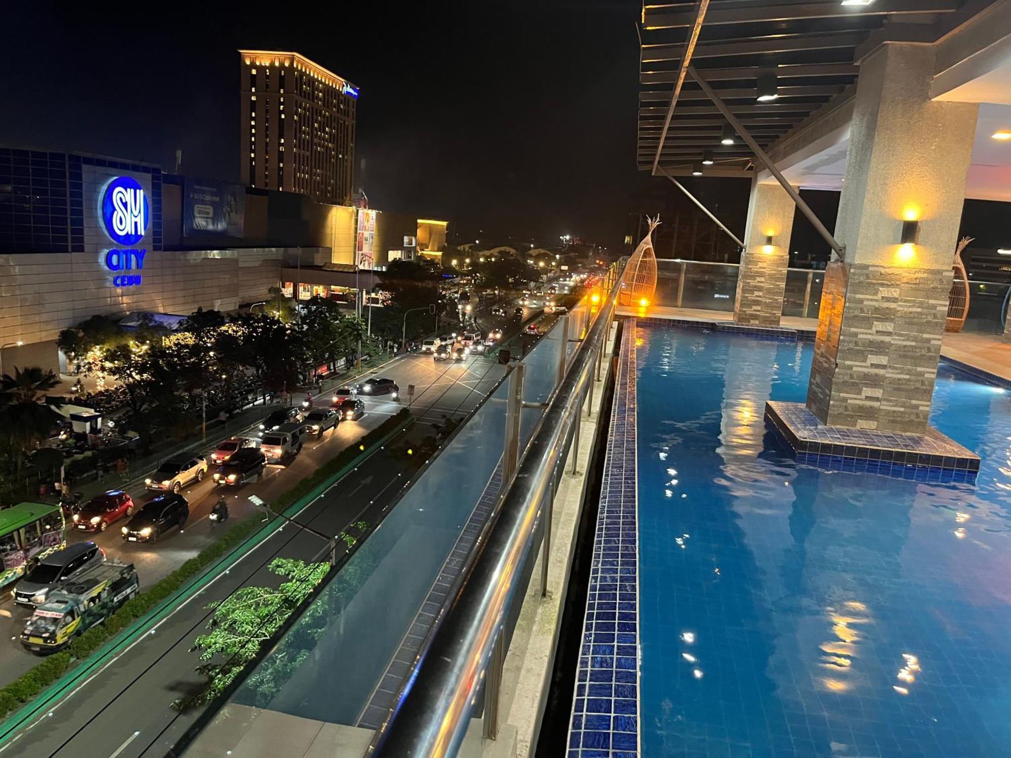 Aesthetic Functional Minimalist Space Sunvida Tower Sv1716 Cebu Bagian luar foto